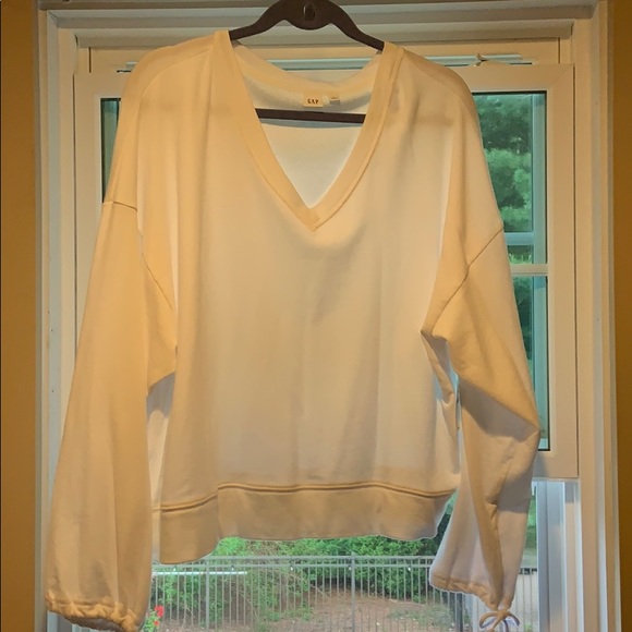 GAP Tops - NWT gap sweatshirt size large